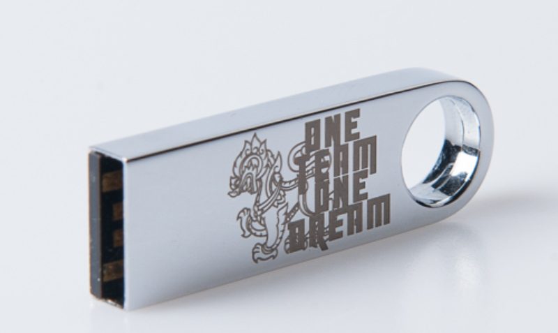 flash-drive-benefits-2025-cloud-alternative