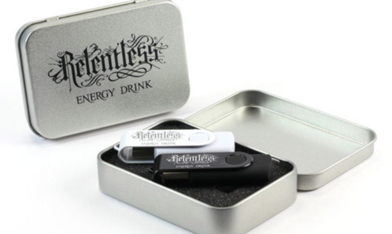 luxury-wooden-usb-drive-on-budget