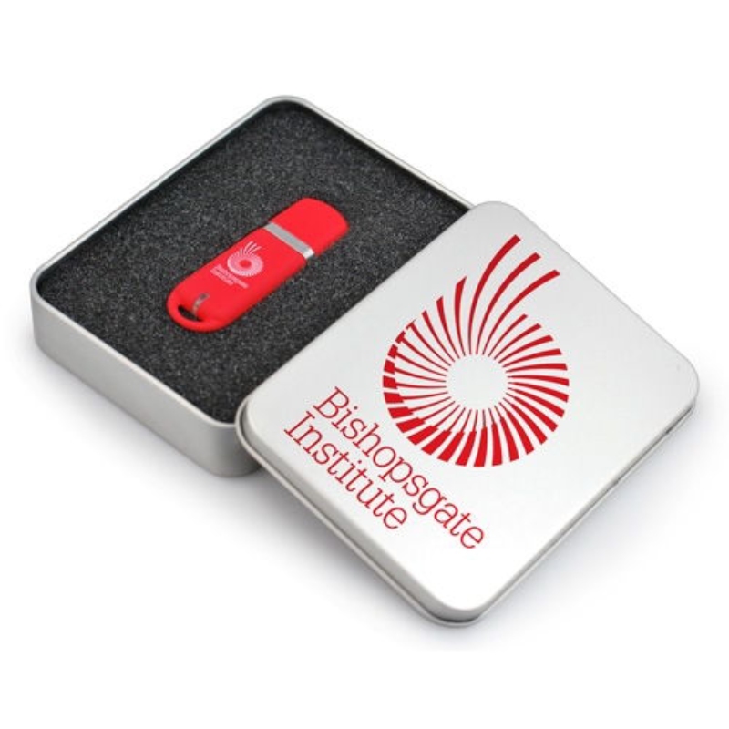 what-to-know-before-ordering-cheap-logo-usb-drives