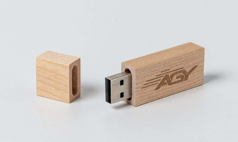 corporate-use-of-custom-usb-giveaways