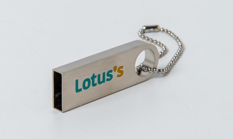 metal-flash-drive-heat-and-data-safety