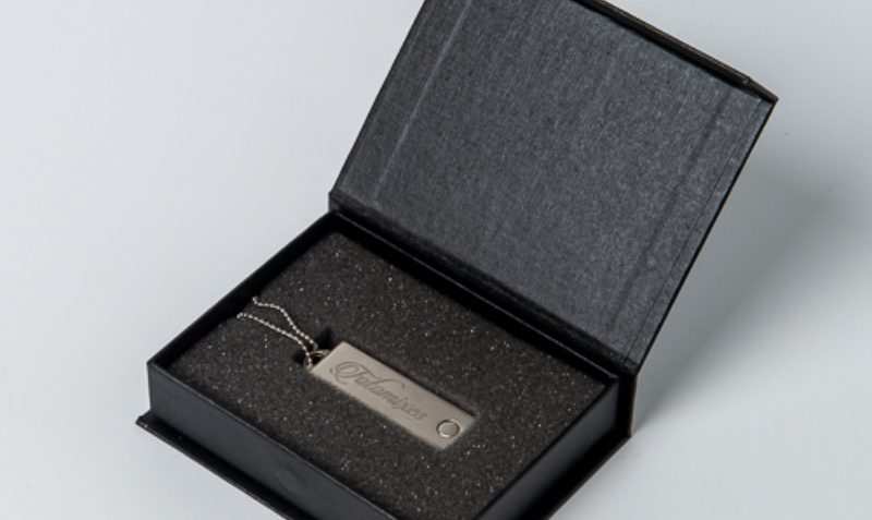 usb-flash-drive-benefits-in-cloud-storage-era